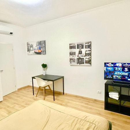 Camera Con Bagno Privato - Zona Bocconi Μιλάνο Εξωτερικό φωτογραφία