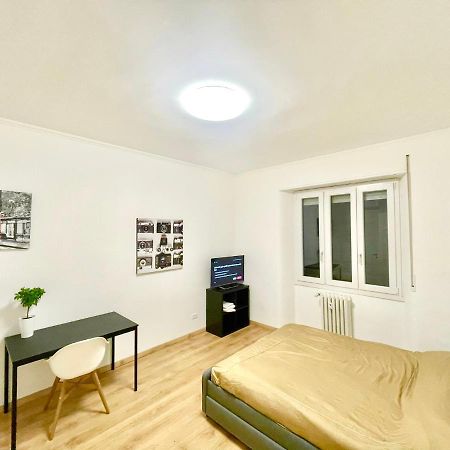 Camera Con Bagno Privato - Zona Bocconi Μιλάνο Εξωτερικό φωτογραφία